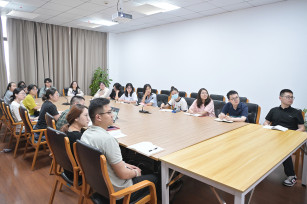 以法為尺知方圓 互學(xué)互鑒行致遠