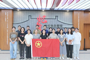 重溫紅色記憶 感受閱讀趣味——青春年少好讀書活動