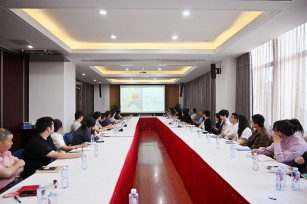 充電賦能強本領(lǐng) 拓展招商新思路——上?！し畎l(fā)古華庭、奉發(fā)鳴谷中心招商宣貫會